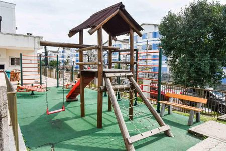 Apartamento à venda com 50m², 2 quartos e 1 vaga Apartamento à venda com 50m², 2 quartos e 1 vagaÁrea comum - Playground