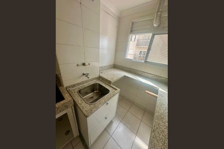 Apartamento à venda com 67m², 3 quartos e 1 vagaÁrea de Serviço