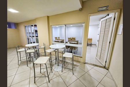 Apartamento à venda com 60m², 2 quartos e 1 vaga Apartamento à venda com 60m², 2 quartos e 1 vagaÁrea comum - Salão de festas