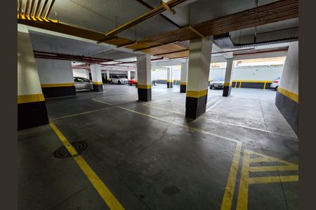 Apartamento à venda com 60m², 2 quartos e 1 vaga Apartamento à venda com 60m², 2 quartos e 1 vagaGaragem