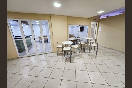 Apartamento à venda com 60m², 2 quartos e 1 vaga Apartamento à venda com 60m², 2 quartos e 1 vagaÁrea comum - Salão de festas