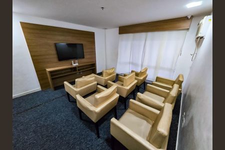 Apartamento à venda com 60m², 2 quartos e 1 vaga Apartamento à venda com 60m², 2 quartos e 1 vagaCinema