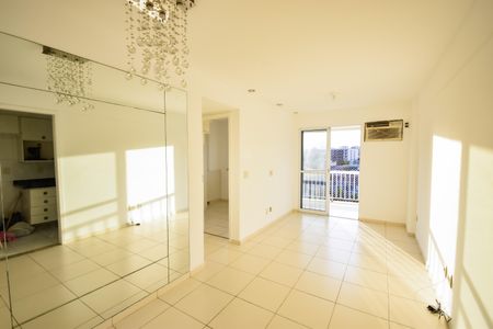 Apartamento à venda com 60m², 2 quartos e 1 vaga Apartamento à venda com 60m², 2 quartos e 1 vagaSala