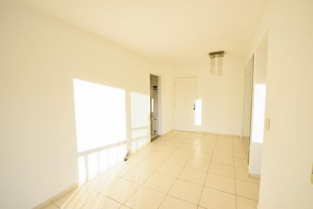 Apartamento à venda com 60m², 2 quartos e 1 vaga Apartamento à venda com 60m², 2 quartos e 1 vagaSala