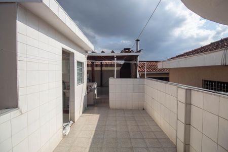 Casa à venda com 160m², 3 quartos e 1 vaga Casa à venda com 160m², 3 quartos e 1 vagaQuintal