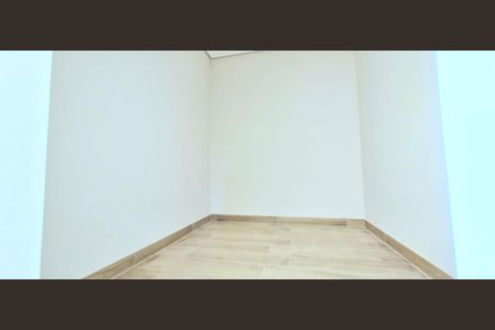 Casa de condomínio à venda com 224m², 3 quartos e 2 vagasCloset da Suíte