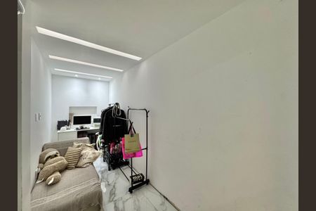 Apartamento à venda com 198m², 3 quartos e 2 vagasQuarto