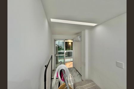 Apartamento à venda com 198m², 3 quartos e 2 vagasQuarto