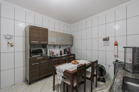 Casa à venda com 220m², 3 quartos e 1 vaga Casa à venda com 220m², 3 quartos e 1 vagaCozinha