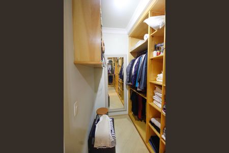 Casa à venda com 280m², 3 quartos e 4 vagas Casa à venda com 280m², 3 quartos e 4 vagasQuarto 1