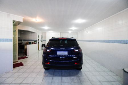 Casa à venda com 280m², 3 quartos e 4 vagas Casa à venda com 280m², 3 quartos e 4 vagasGaragem