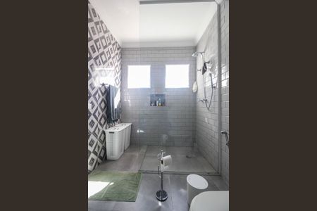 Casa à venda com 280m², 3 quartos e 4 vagas Casa à venda com 280m², 3 quartos e 4 vagasSuíte