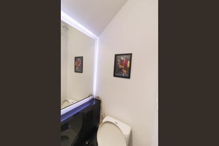 Casa de condomínio à venda com 125m², 3 quartos e 2 vagasLavabo