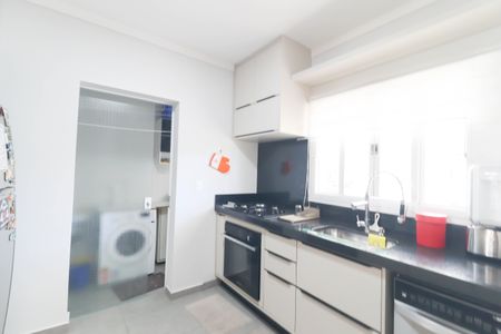 Casa de condomínio à venda com 125m², 3 quartos e 2 vagasCozinha e Área de Serviço