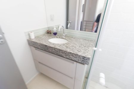 Casa de condomínio à venda com 125m², 3 quartos e 2 vagasBanheiro