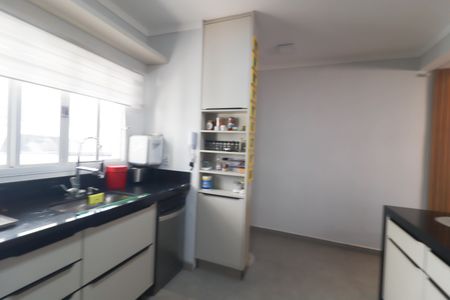 Casa de condomínio à venda com 125m², 3 quartos e 2 vagasCozinha e Área de Serviço