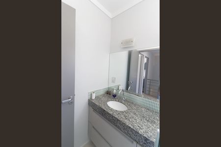 Casa de condomínio à venda com 125m², 3 quartos e 2 vagasBanheiro