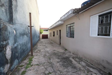 Casa à venda com 330m², 6 quartos e 8 vagasQuintal/Garagem