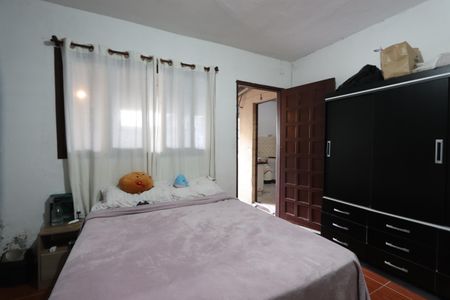 Casa à venda com 330m², 6 quartos e 8 vagasQuarto 2 - Casa 3