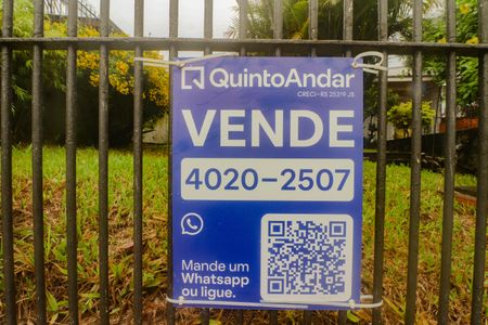 Casa à venda com 280m², 3 quartos e 2 vagasPlaquinha