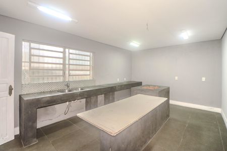 Casa à venda com 280m², 3 quartos e 2 vagasCozinha