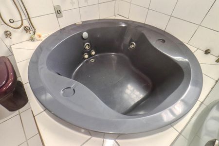 Casa à venda com 280m², 3 quartos e 2 vagasBanheiro Social