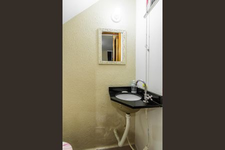 Casa de condomínio à venda com 70m², 2 quartos e 1 vaga Casa de condomínio à venda com 70m², 2 quartos e 1 vagaLavabo
