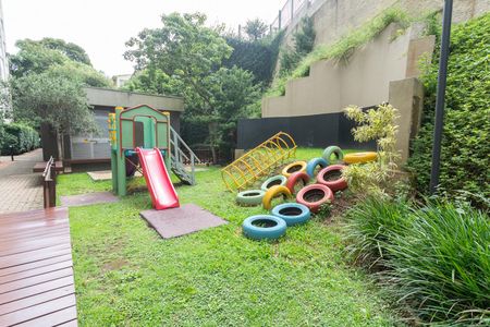 Apartamento à venda com 75m², 3 quartos e 1 vaga Apartamento à venda com 75m², 3 quartos e 1 vagaÁrea comum - Playground