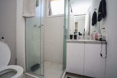 Apartamento à venda com 75m², 3 quartos e 1 vaga Apartamento à venda com 75m², 3 quartos e 1 vagaBanheiro da Suite