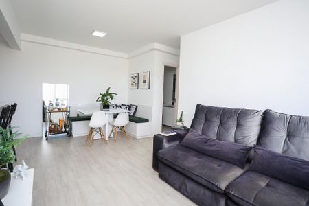 Apartamento à venda com 75m², 3 quartos e 1 vaga Apartamento à venda com 75m², 3 quartos e 1 vagaSala