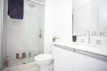 Apartamento à venda com 75m², 3 quartos e 1 vaga Apartamento à venda com 75m², 3 quartos e 1 vagaBanheiro