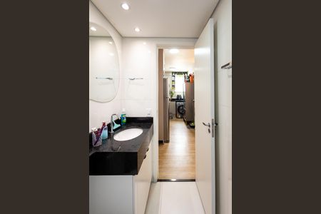 Apartamento à venda com 34m², 2 quartos e 1 vagaBanheiro Social