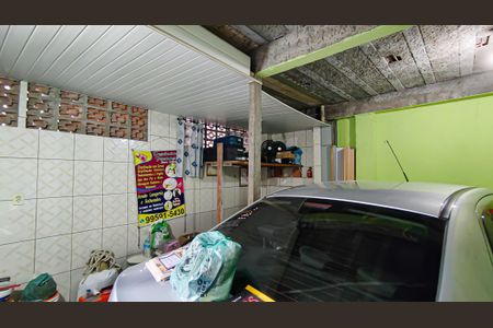 Casa à venda com 205m², 2 quartos e 1 vaga Casa à venda com 205m², 2 quartos e 1 vagaGaragem