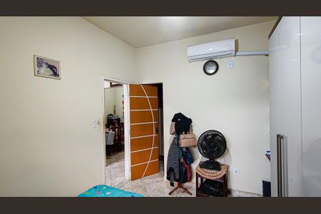 Casa à venda com 205m², 2 quartos e 1 vaga Casa à venda com 205m², 2 quartos e 1 vagaSuíte