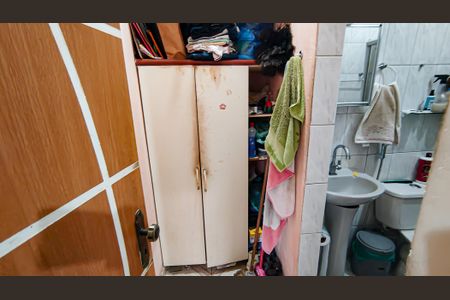 Casa à venda com 205m², 2 quartos e 1 vaga Casa à venda com 205m², 2 quartos e 1 vagaSuíte