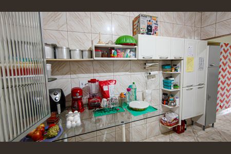 Casa à venda com 205m², 2 quartos e 1 vaga Casa à venda com 205m², 2 quartos e 1 vagaCozinha