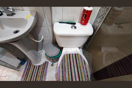 Casa à venda com 205m², 2 quartos e 1 vaga Casa à venda com 205m², 2 quartos e 1 vagaBanheiro da Suíte