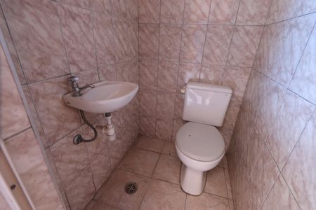 Casa à venda com 205m², 3 quartos e 2 vagasBanheiro de serviço