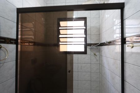 Casa à venda com 205m², 3 quartos e 2 vagasBanheiro Social