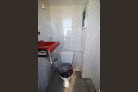 Casa à venda com 171m², 2 quartos e sem vagaBanheiro de serviço