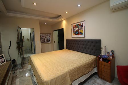 Casa à venda com 171m², 2 quartos e sem vagaQuarto 2