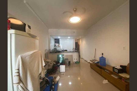 Apartamento à venda com 32m², 1 quarto e sem vaga