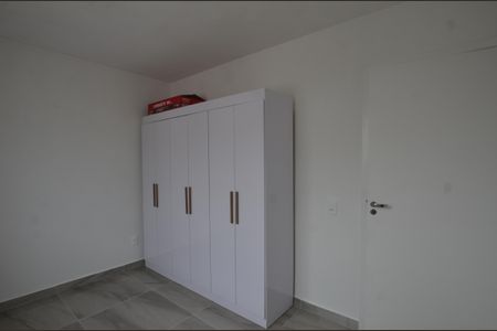 Quarto 2 de apartamento para alugar com 2 quartos, 42m² em Madureira, Rio de Janeiro