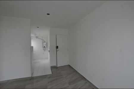 Sala de apartamento para alugar com 2 quartos, 42m² em Madureira, Rio de Janeiro
