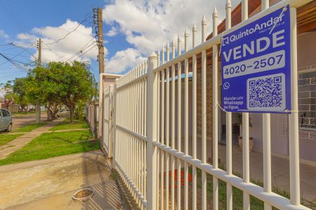 Apartamento à venda com 136m², 3 quartos e 4 vagas Apartamento à venda com 136m², 3 quartos e 4 vagasPlaca