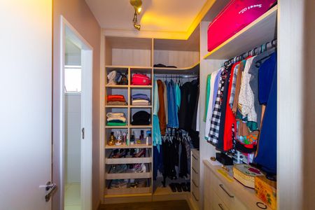 Apartamento à venda com 58m², 2 quartos e 1 vaga Apartamento à venda com 58m², 2 quartos e 1 vagaQuarto 2 - Suíte - Closet