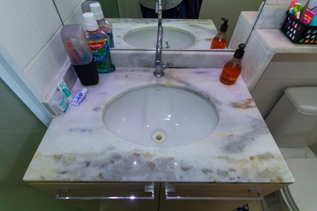 Apartamento à venda com 58m², 2 quartos e 1 vaga Apartamento à venda com 58m², 2 quartos e 1 vagaBanheiro da Suíte