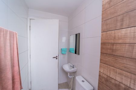 Apartamento à venda com 42m², 2 quartos e sem vaga Apartamento à venda com 42m², 2 quartos e sem vagaBanheiro