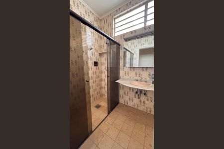Casa à venda com 252m², 3 quartos e 4 vagas Casa à venda com 252m², 3 quartos e 4 vagasBanheiro Social