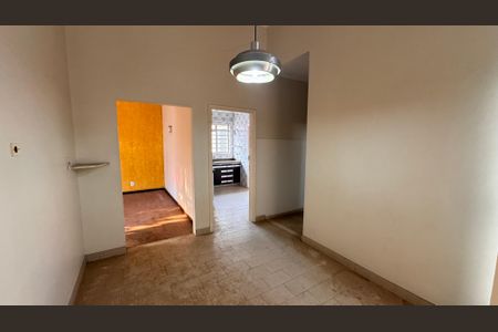 Casa à venda com 252m², 3 quartos e 4 vagas Casa à venda com 252m², 3 quartos e 4 vagasSala de Jantar